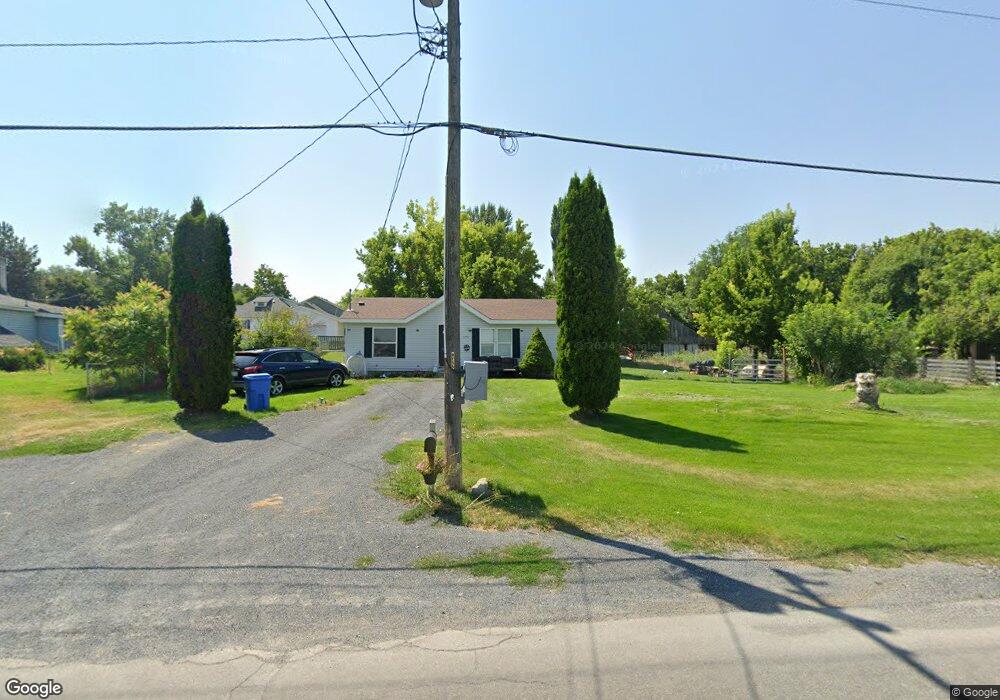 176 E 100 N, Hyrum, UT 84319 - photo 1