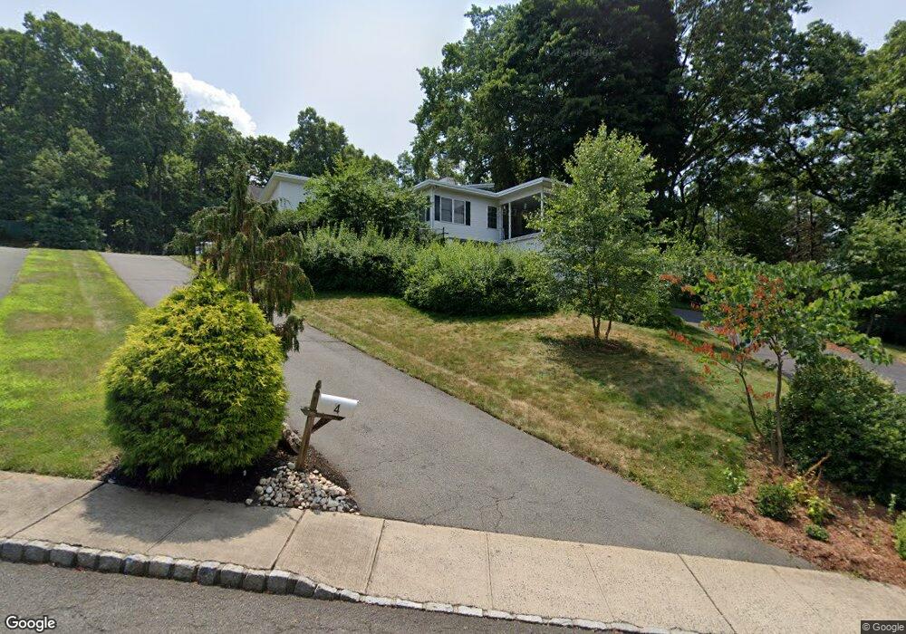 2 Blue Ridge Cir, Scotch Plains, NJ 07076 - photo 1