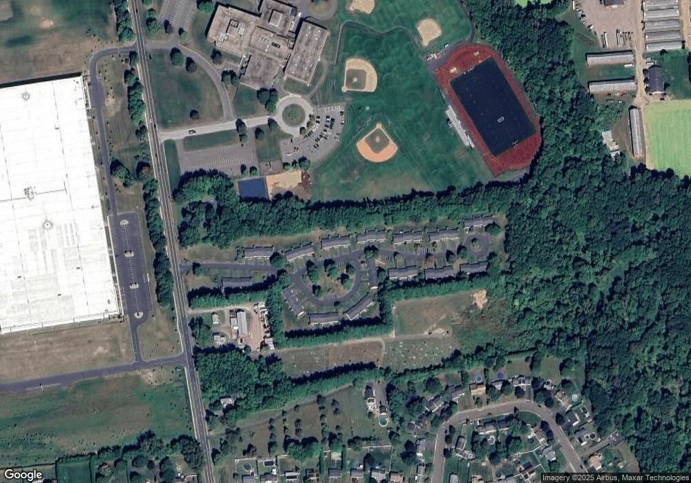 102 N Maple St unit 11C, Enfield, CT 06082 - photo 1