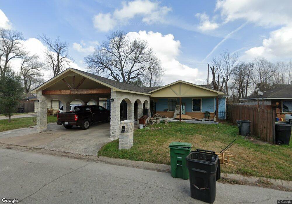 3059 Charter Oaks Dr, Houston, TX 77093 - photo 1