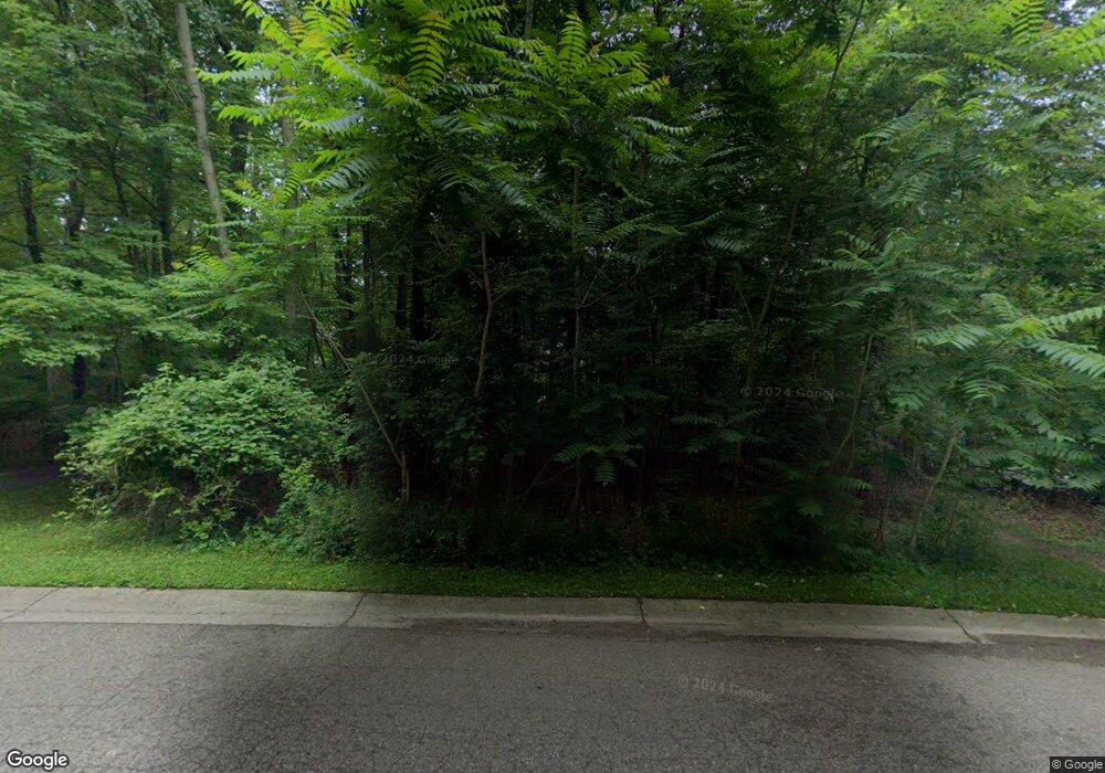 3515 Oakleaf Dr, West Bloomfield, MI 48324 - photo 1