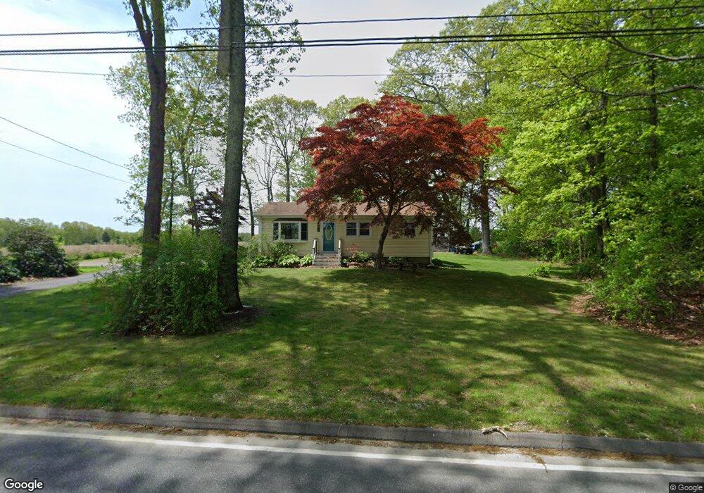 881 Noank Ledyard Rd, Mystic, CT 06355 - photo 1