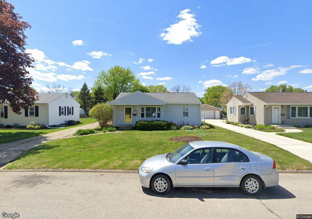 1272 Sheerer Ave, Waterloo, IA 50701 - photo 1