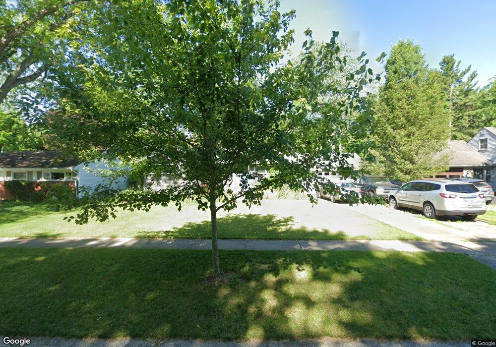 758 Flanders St, Chelsea, MI 48118 - photo 1