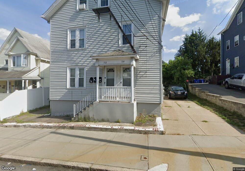 712 Mineral Spring Ave, Pawtucket, RI 02860 - photo 1