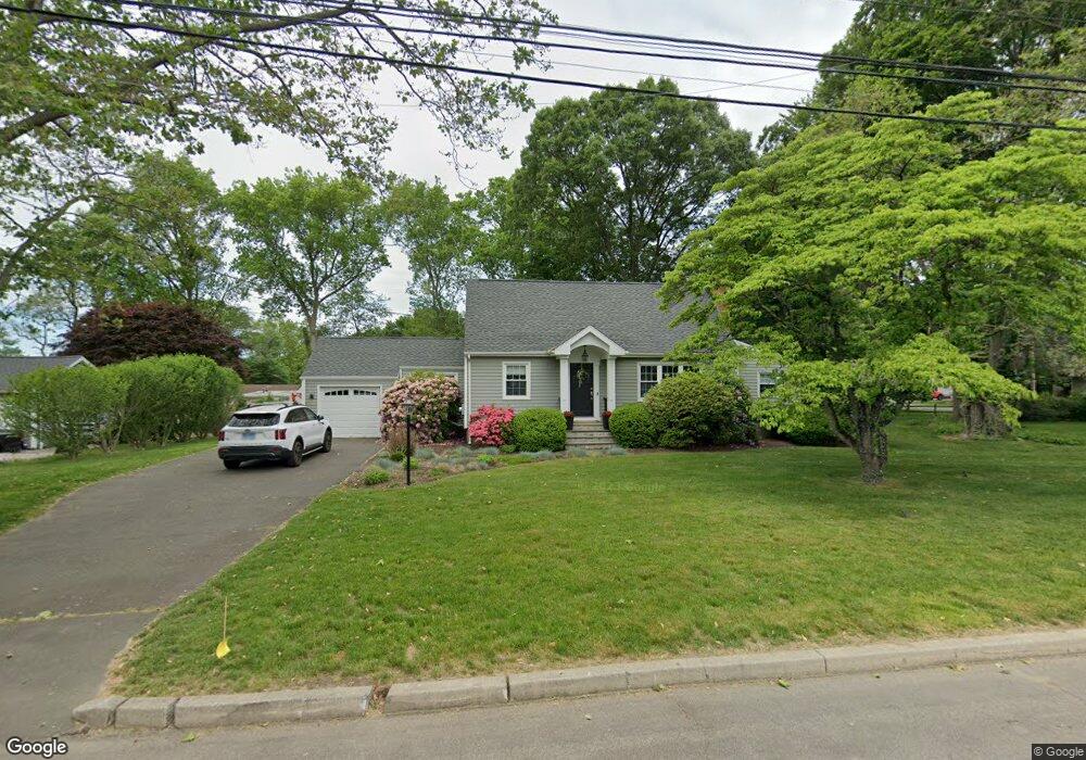 14 Beverly Ln, Fairfield, CT 06825 - photo 1