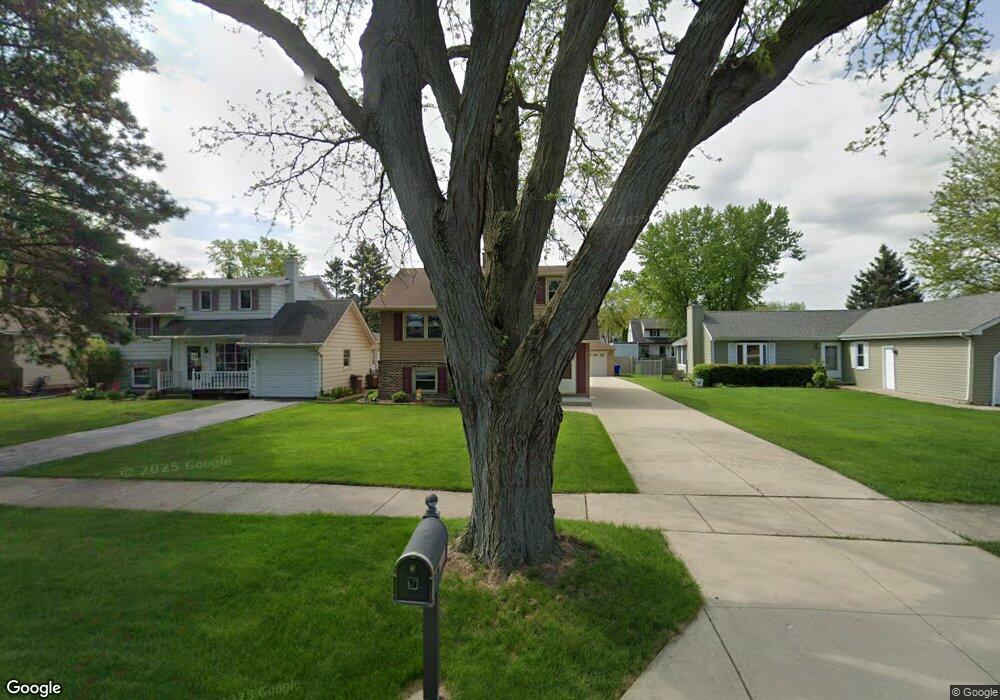 1406 E Elm St, Wheaton, IL 60189 - photo 1