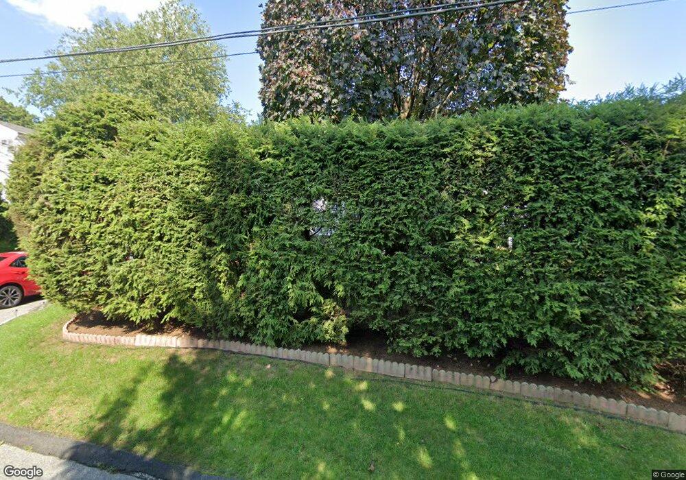 258 Brady Ave, Hawthorne, NY 10532 - photo 1