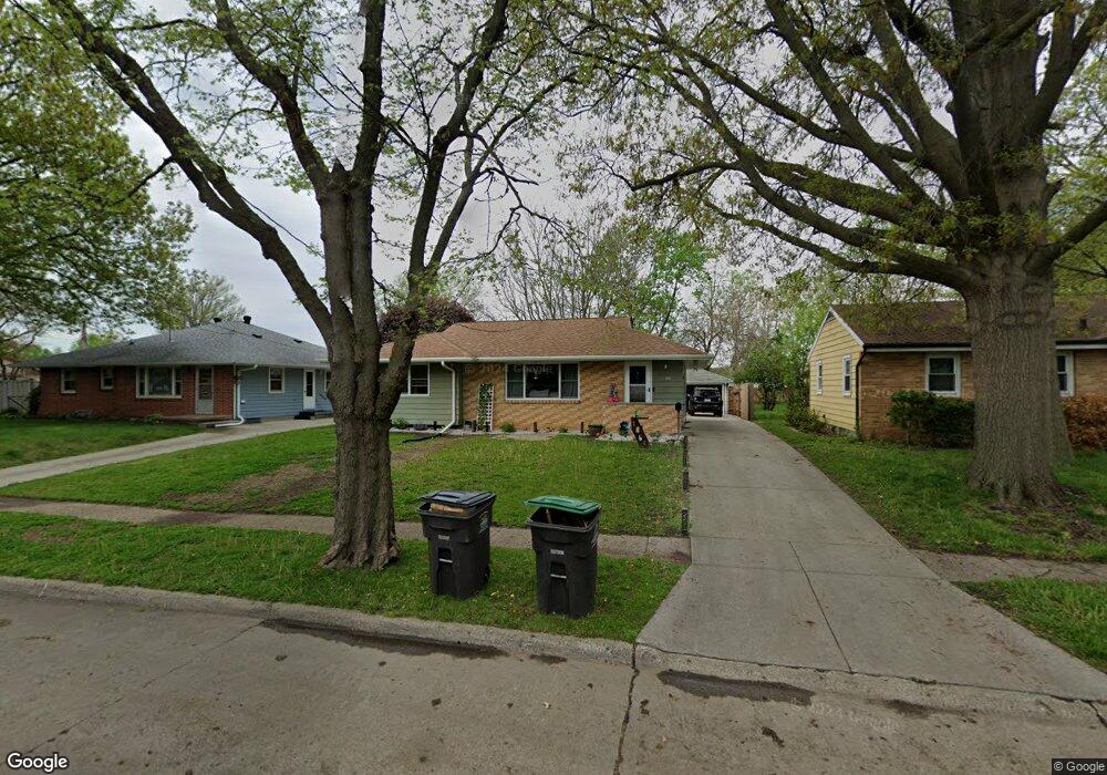 1804 E 27th Ct, Des Moines, IA 50317 - photo 1