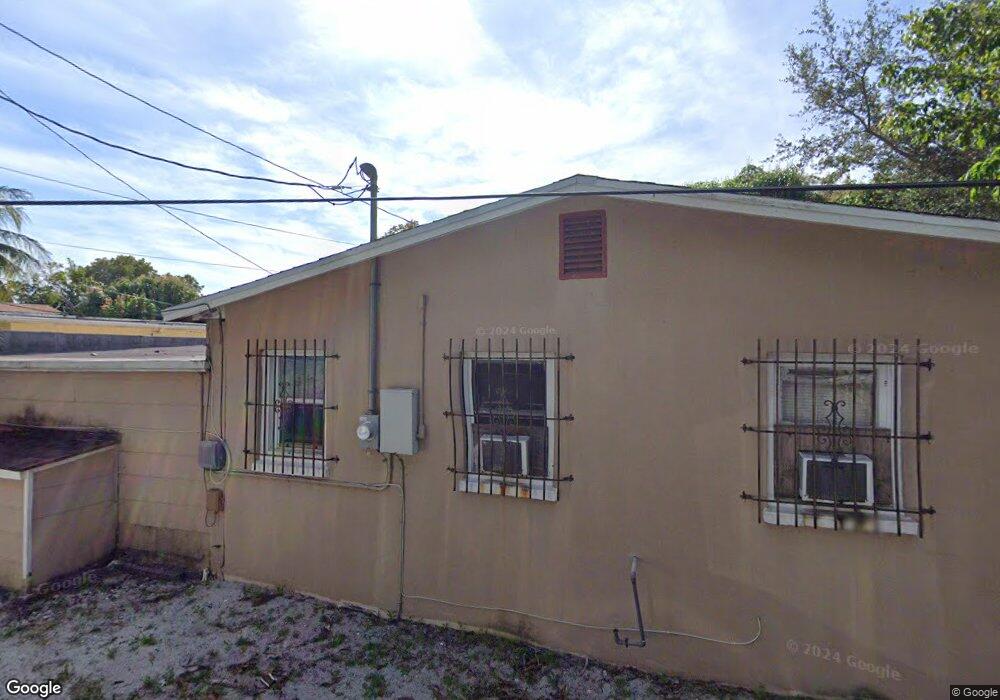 627 32nd St unit 2, West Palm Beach, FL 33407 - photo 1