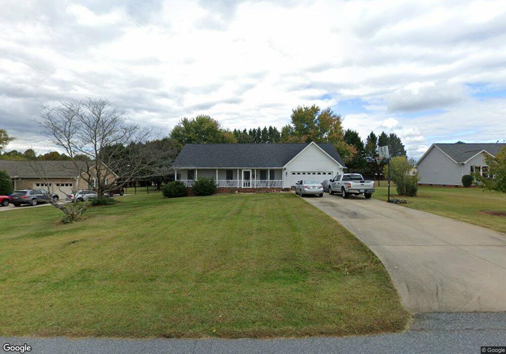 212 Antler Dr, Statesville, NC 28625 - photo 1