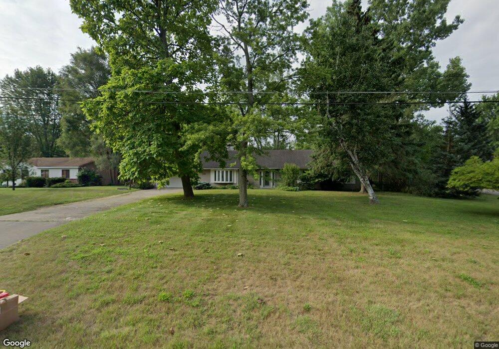 6883 Roby, Waterford, MI 48327 - photo 1