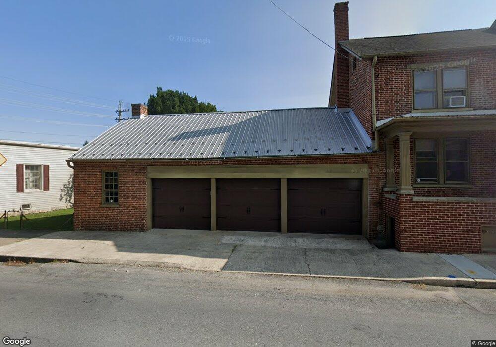 102 Oregon St, Mercersburg, PA 17236 - photo 1