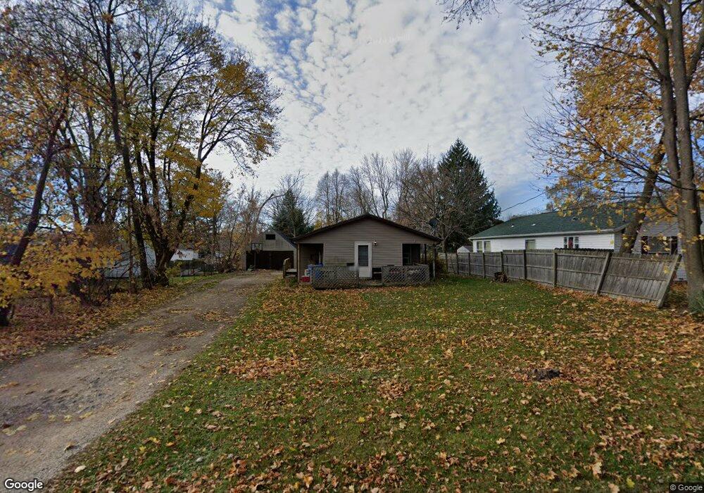 5812 Selfridge Blvd, Lansing, MI 48911 - photo 1