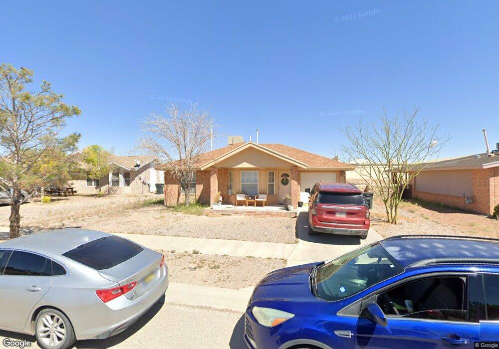 349 Barrel Cactus Dr, Horizon City, TX 79928 - photo 1