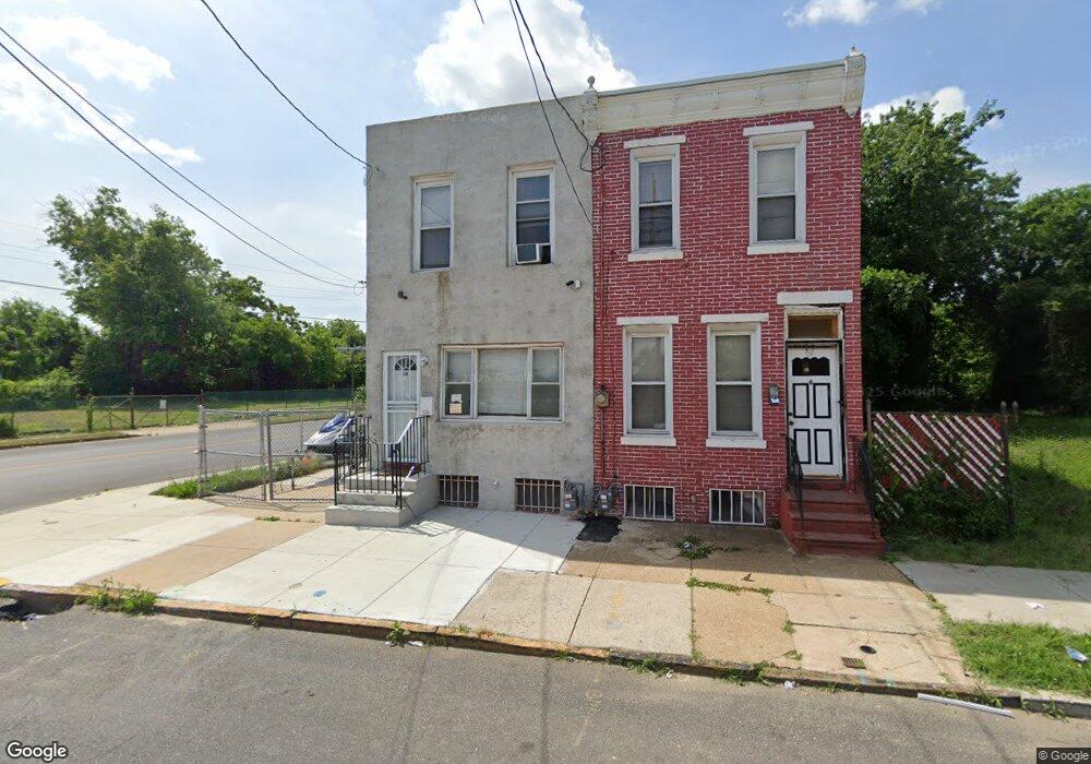 638 Spruce St, Camden, NJ 08103 - photo 1