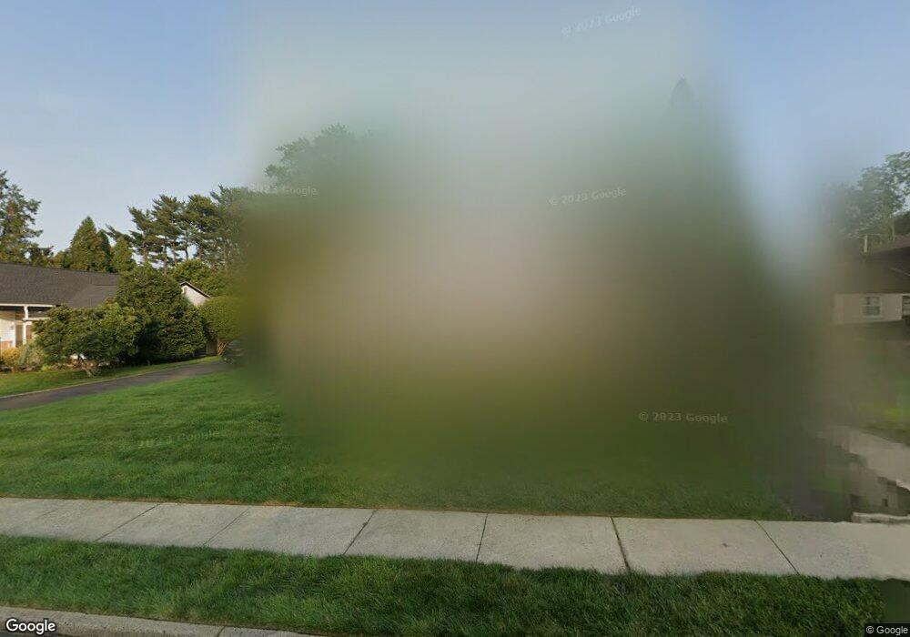 1906 Lantern Ln, Oreland, PA 19075 - photo 1