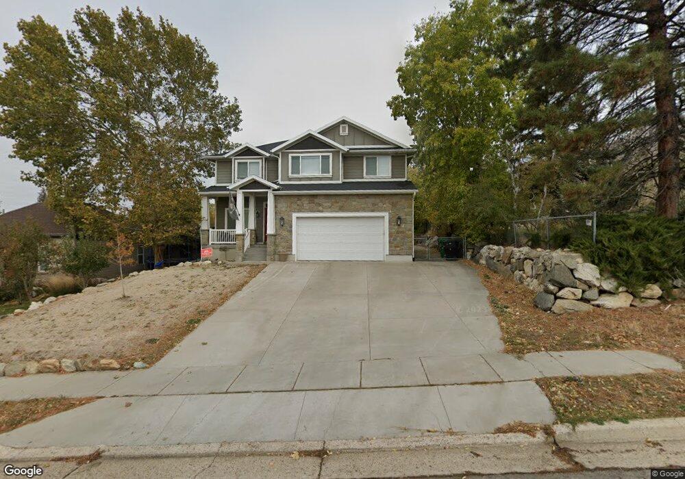 497 E 200 S, Centerville, UT 84014 - photo 1