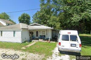 601 N 4th St, Chandlerville, IL 62627