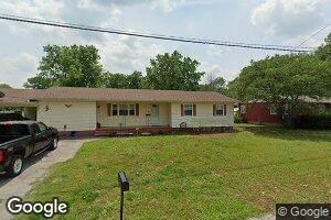 1112 Sunset Dr, Oswego, KS 67356