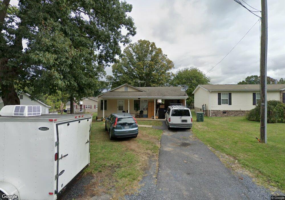 1707 3rd St, Waynesboro, VA 22980 - photo 1