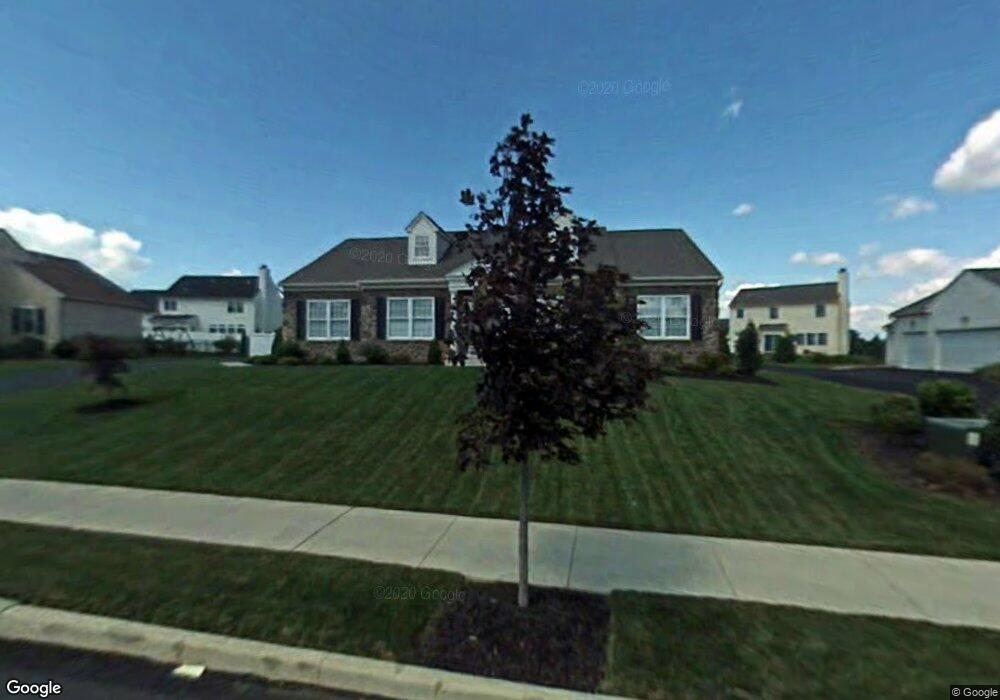 1162 Wheaton Dr, Bethlehem, PA 18017 - photo 1