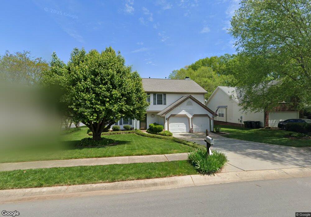 8601 Fox Tail Ln, Huntersville, NC 28078 - photo 1