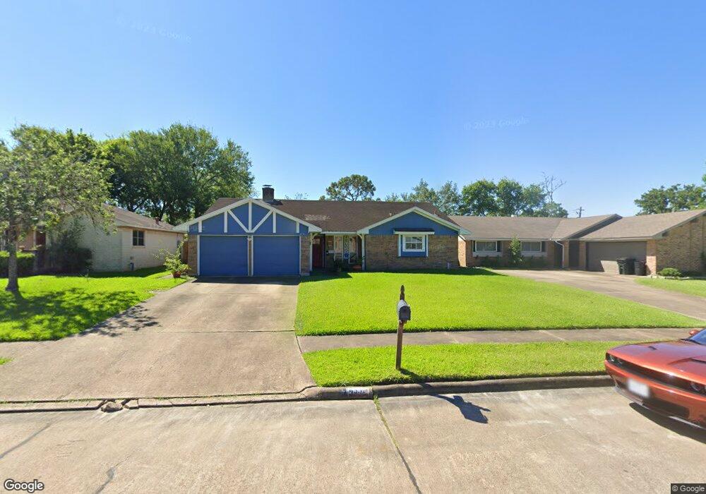 4331 Townes Forest Rd, Friendswood, TX 77546 - photo 1