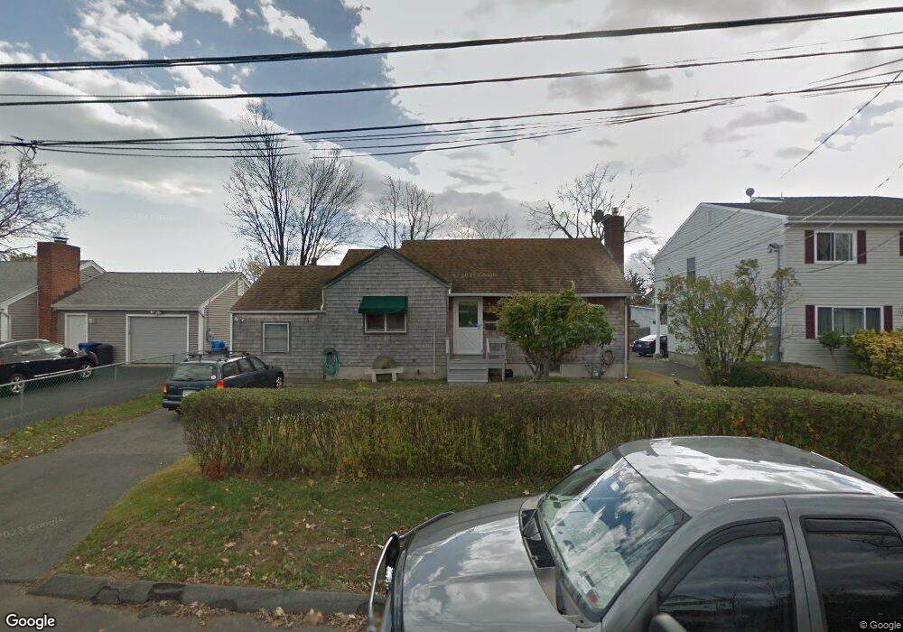 5 Naromake Ave, Norwalk, CT 06854 - photo 1