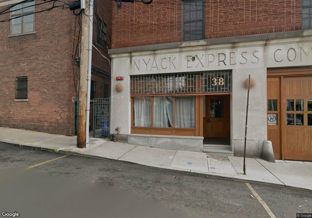 38 High Ave unit 2R, Nyack, NY 10960 - photo 1