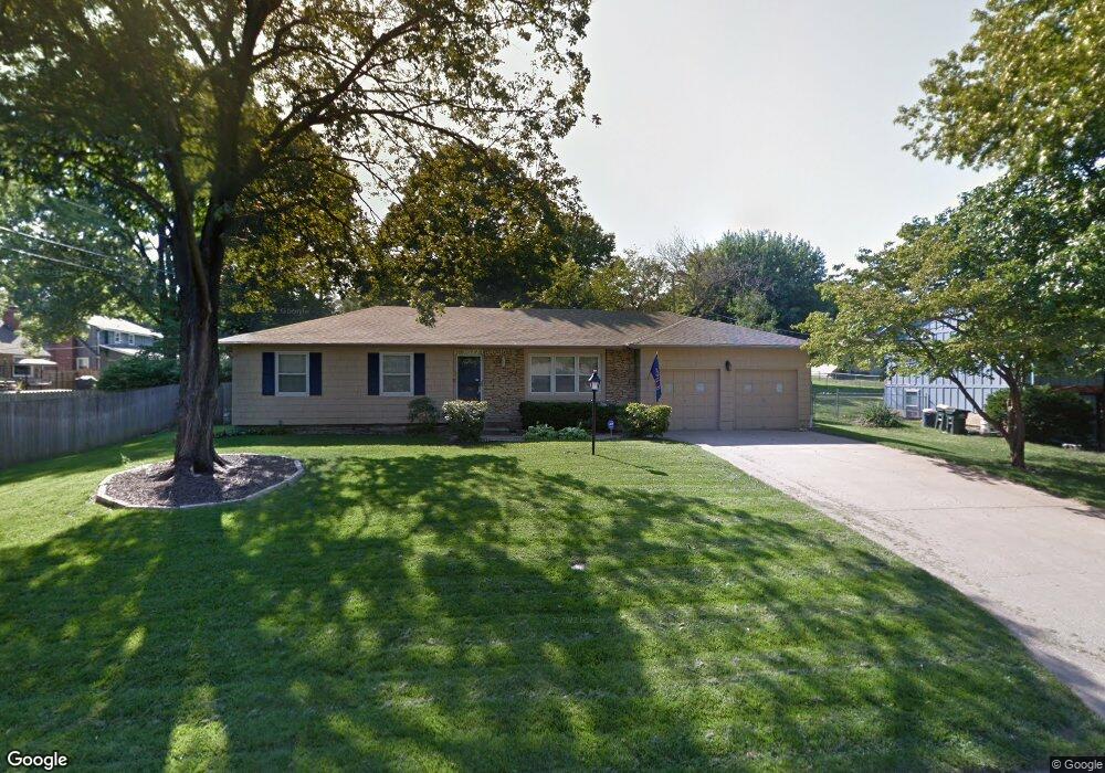 7016 Ballentine St, Shawnee, KS 66203 - photo 1