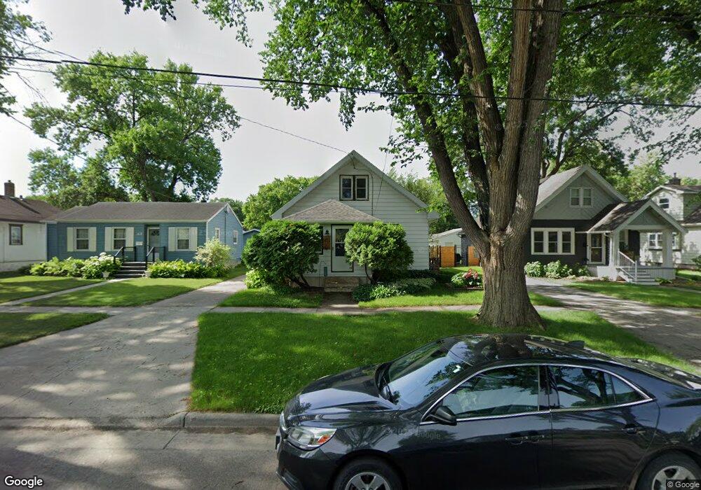 1422 11th Ave S, Fargo, ND 58103 - photo 1