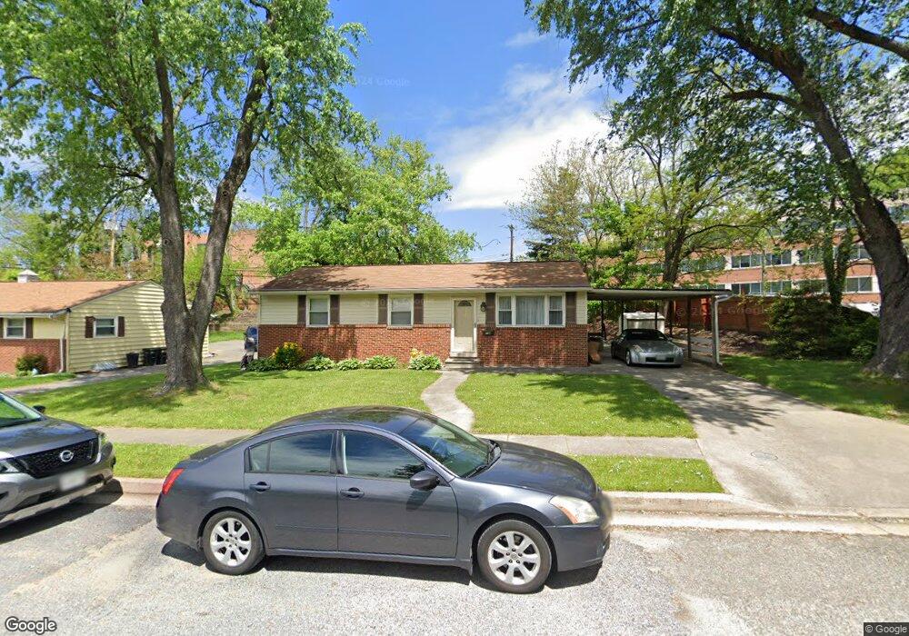 6820 Collinsdale Rd, Parkville, MD 21234 - photo 1