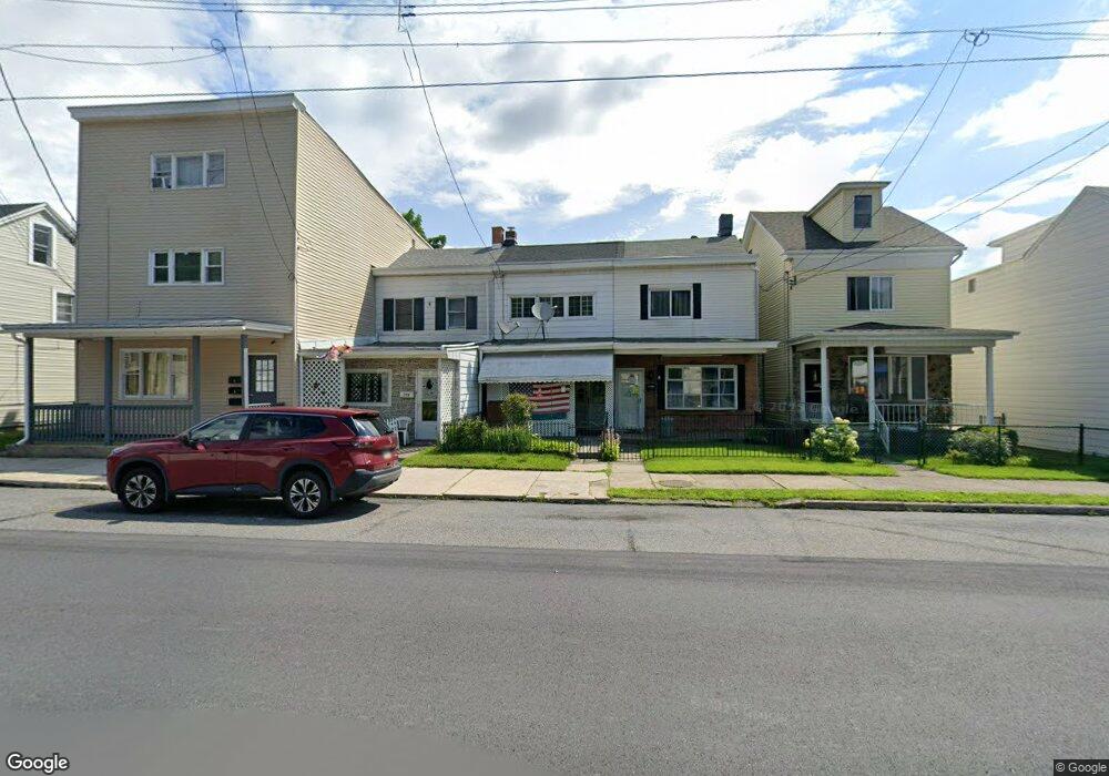 231 N 2nd St, Saint Clair, PA 17970 - photo 1