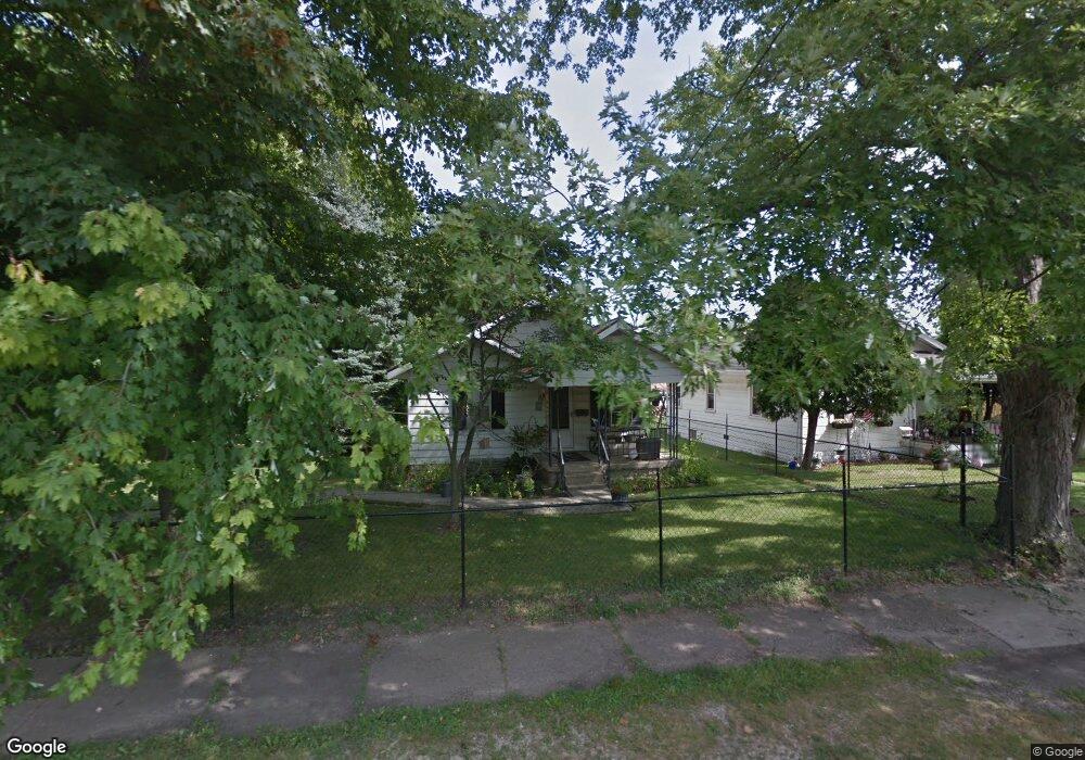 2212 E 8th St, Muncie, IN 47302 - photo 1