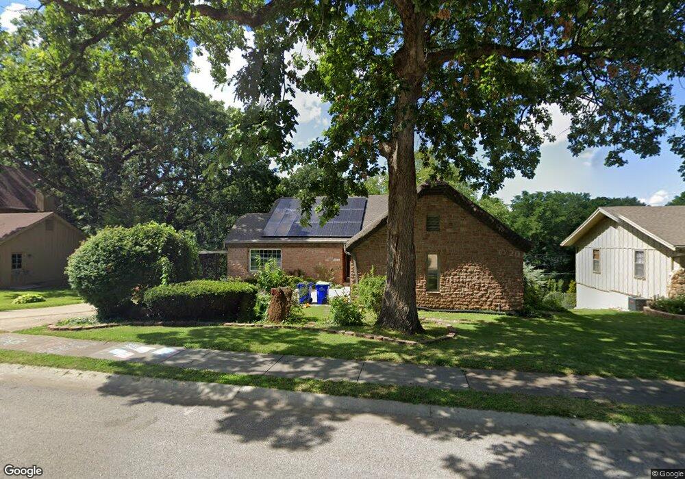 10014 Carrie Ln, Shawnee, KS 66203 - photo 1