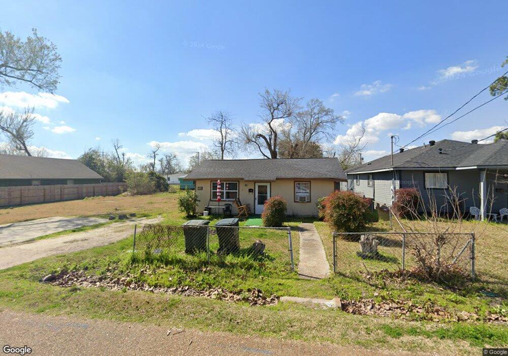 715 Adams St, Lake Charles, LA 70601 - photo 1