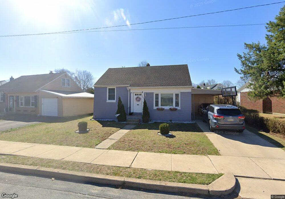 332 Clifton Ave, Reading, PA 19611 - photo 1
