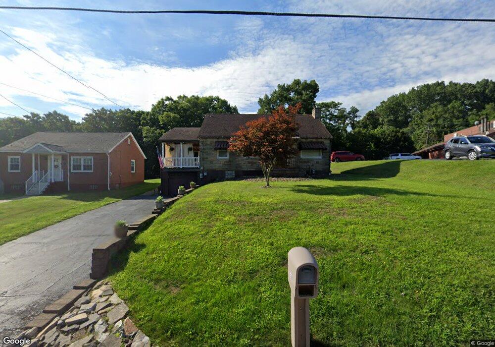 1937 Brodview St, Aliquippa, PA 15001 - photo 1