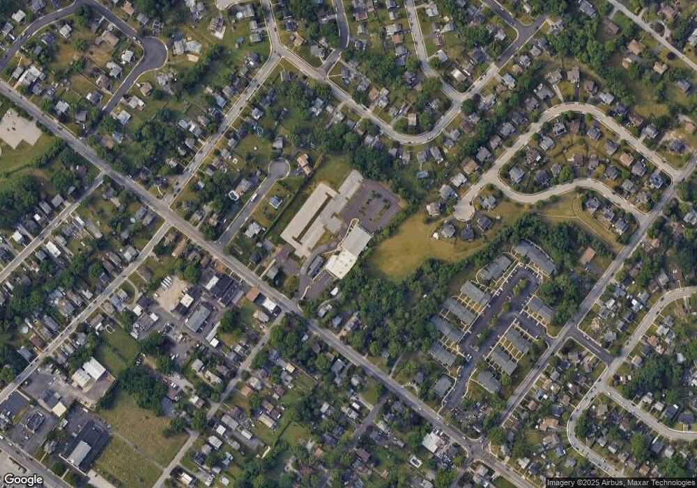 1879 W Marshall St, Norristown, PA 19403 - photo 1