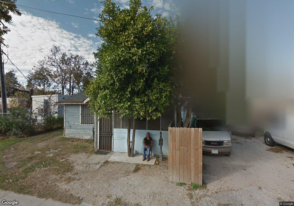 7213 Fulton St, Houston, TX 77022 - photo 1