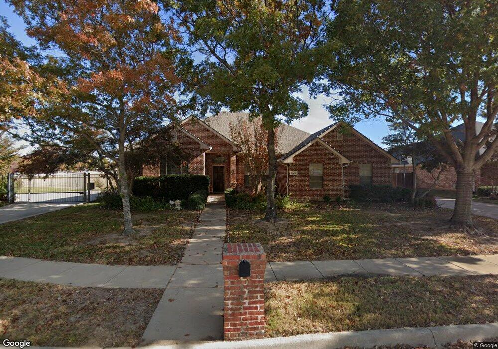 6908 Brazos Bend Dr, North Richland Hills, TX 76182 - photo 1