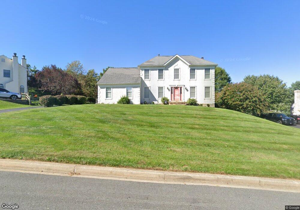 4 Heatherstone Way, Hockessin, DE 19707 - photo 1