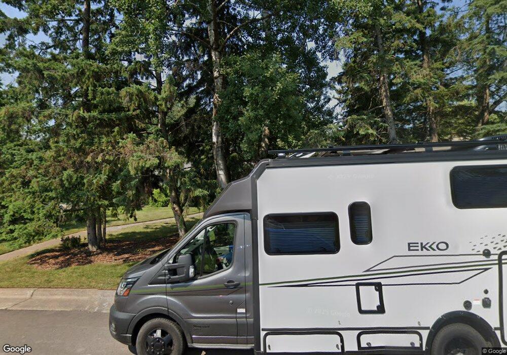 3801 Crescent View Ave, Duluth, MN 55804 - photo 1