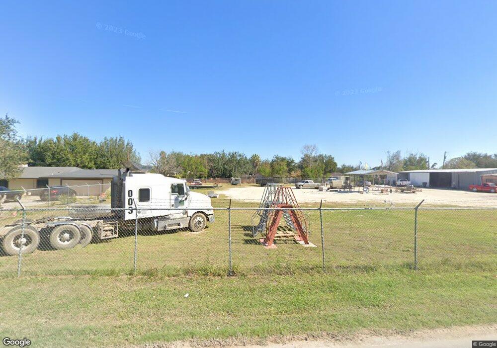 2716 N Mile 5 1/2 W, Weslaco, TX 78599 - photo 1