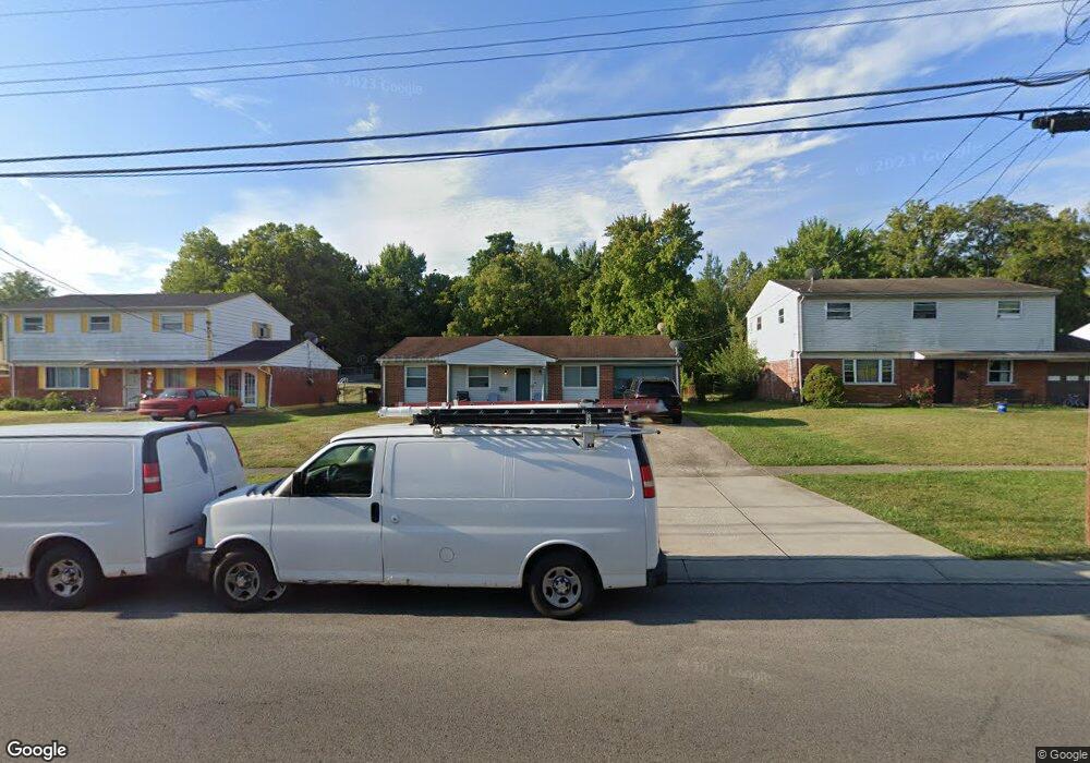 1405 Meredith Dr, Cincinnati, OH 45231 - photo 1