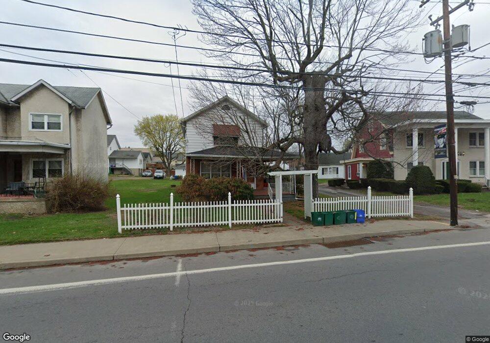 405 N Main St, Old Forge, PA 18518 - photo 1