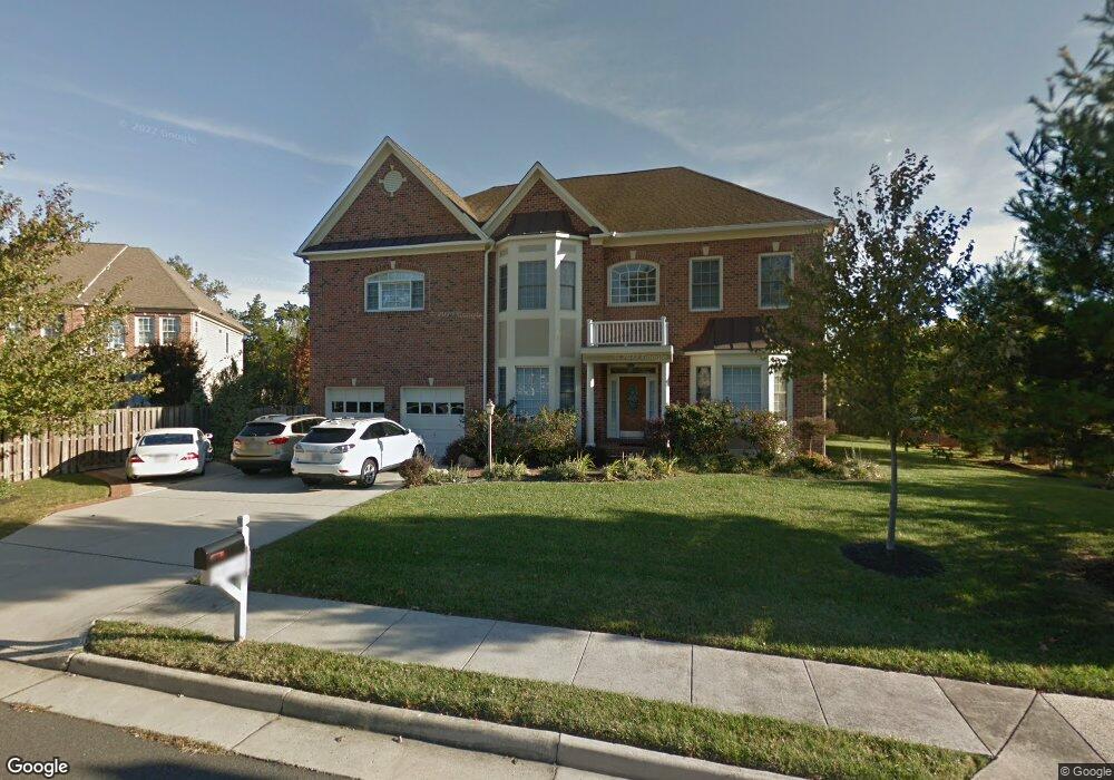 5910 Brill Ct, Falls Church, VA 22041 - photo 1