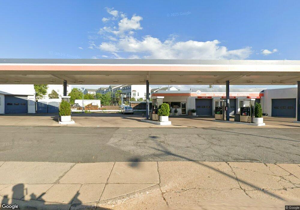 1313 N Quaker Ln, Alexandria, VA 22302 - photo 1