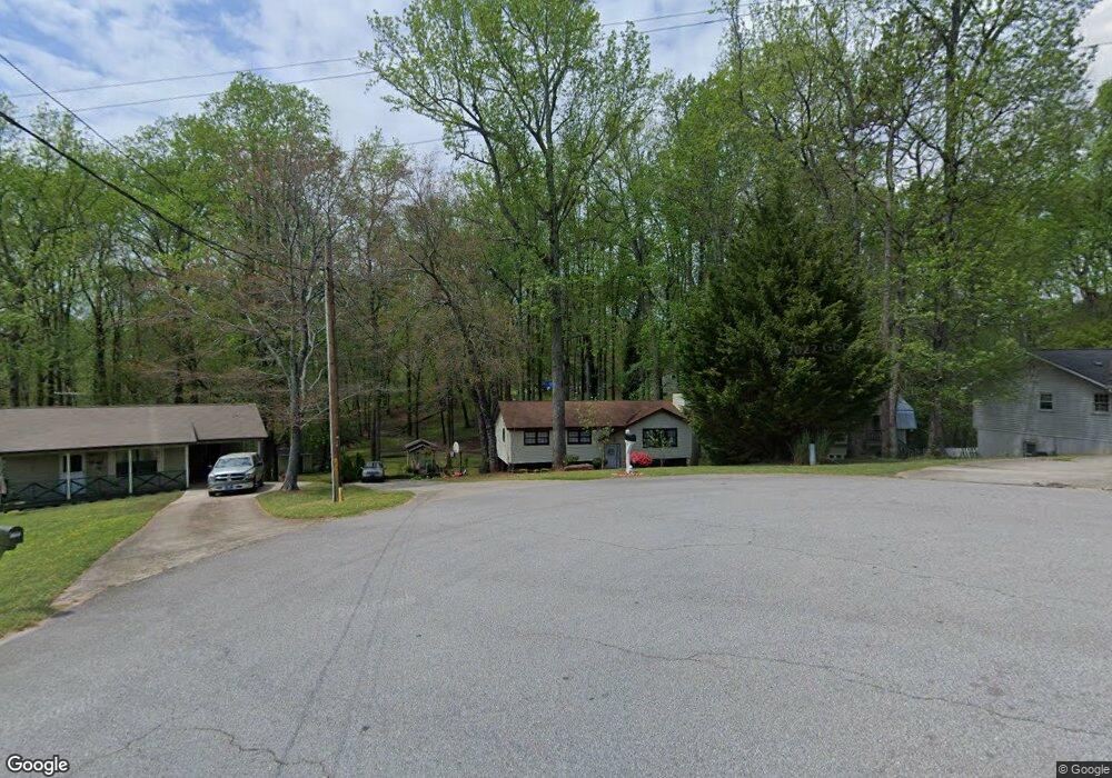 5890 Meadow View Ln, Flowery Branch, GA 30542 - photo 1